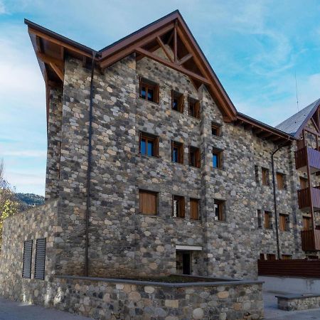 Belvilla By Oyo Nice Apartment In Benasque Exteriör bild