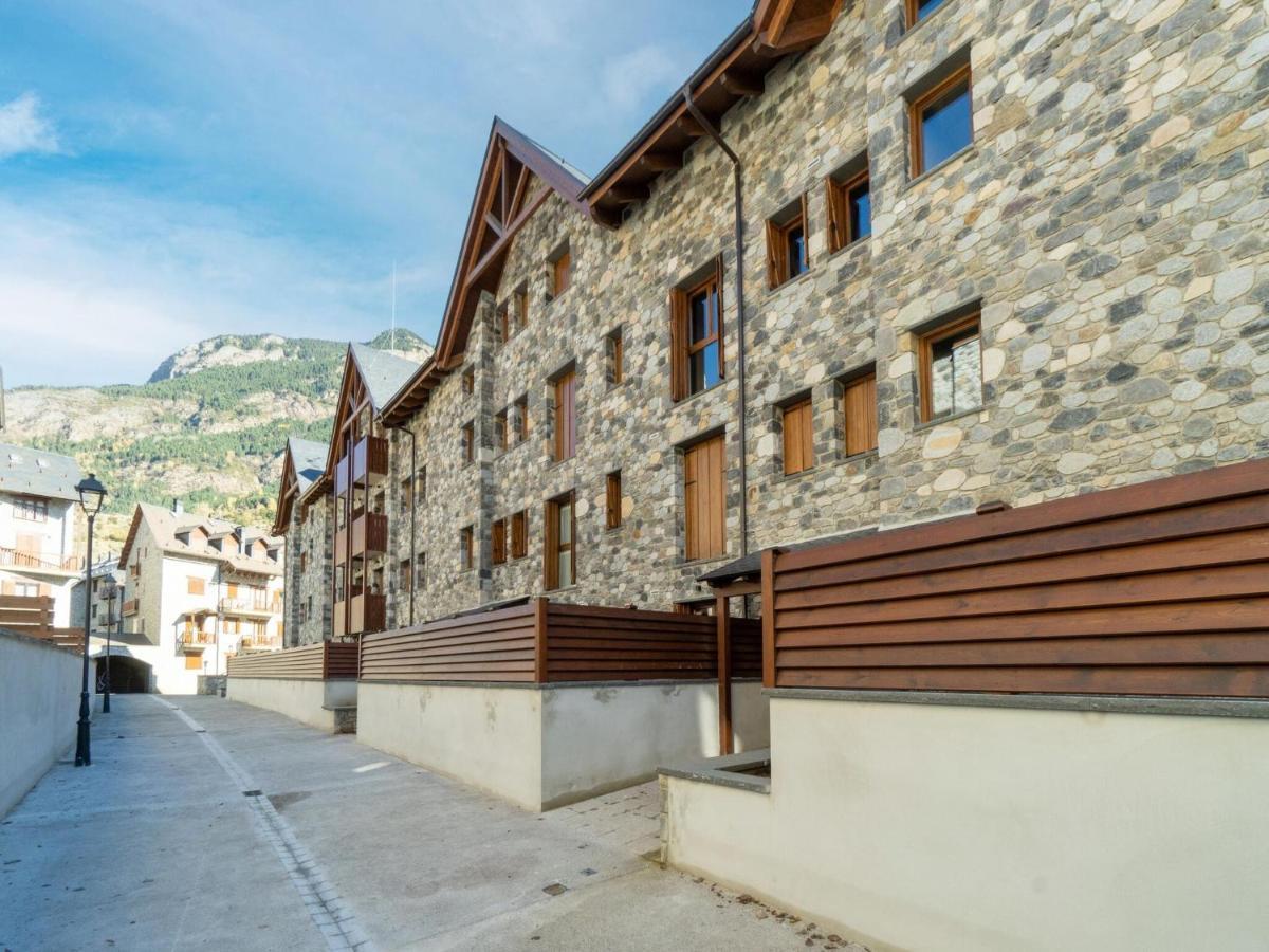 Belvilla By Oyo Nice Apartment In Benasque Exteriör bild